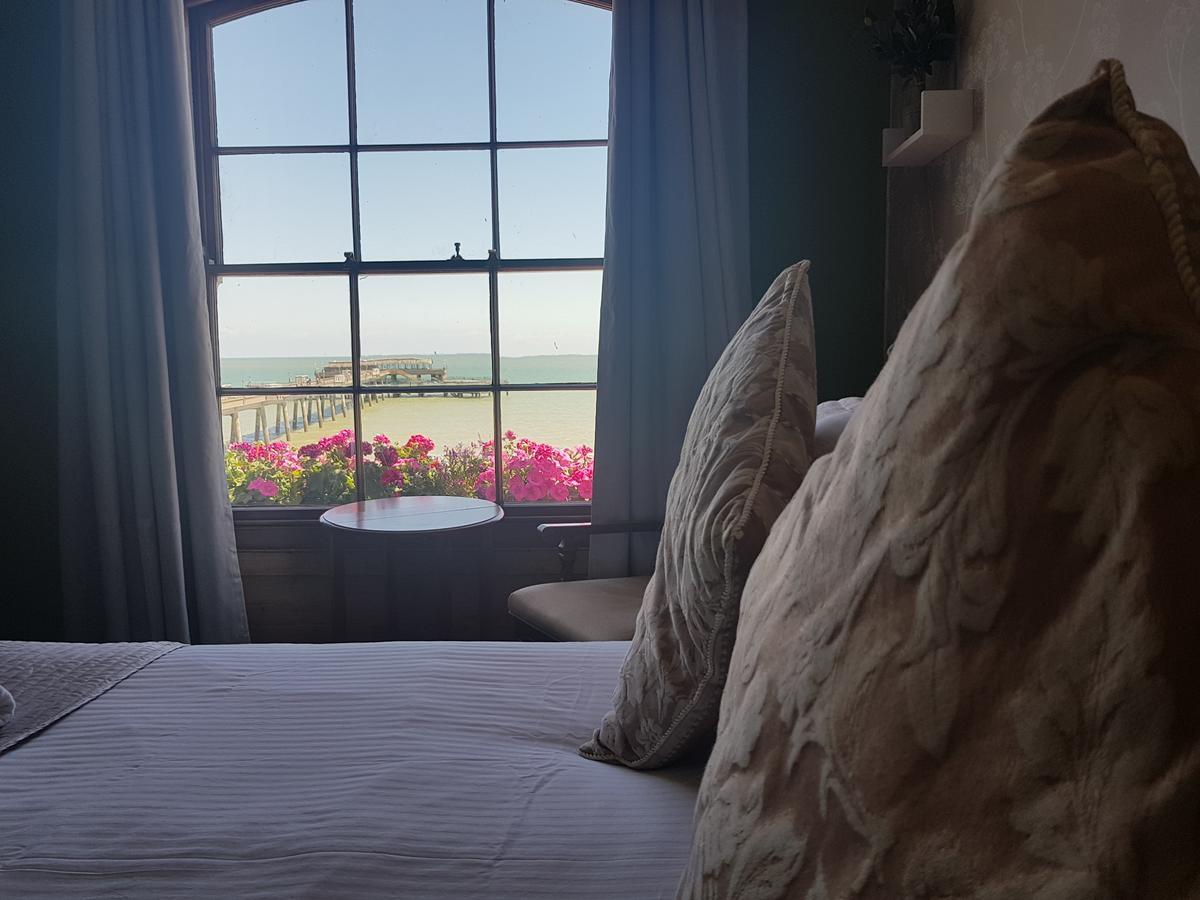 Waterfront Hotel Deal Kültér fotó